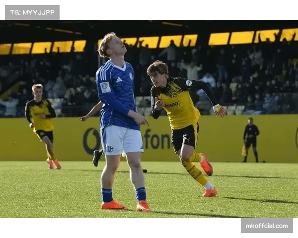 多特蒙德防线稳固对决门兴客场强势，平局可能性大