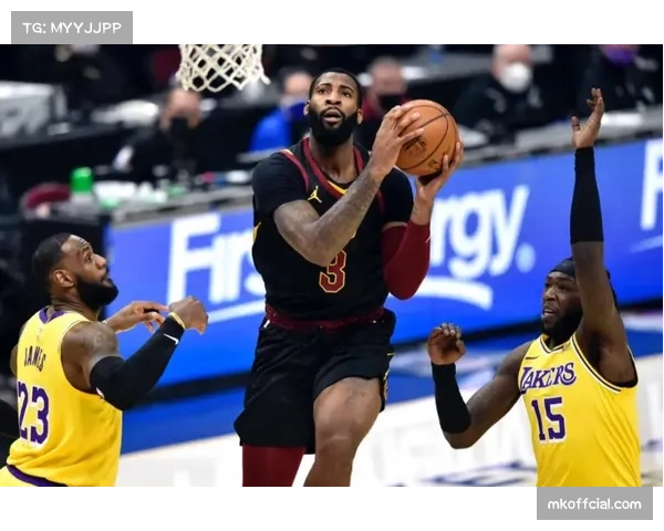 东部活塞34胜领跑,骑士7.5胜差紧追季后赛席位 东部活塞34胜领跑,骑士7.5胜差紧追季后赛席位